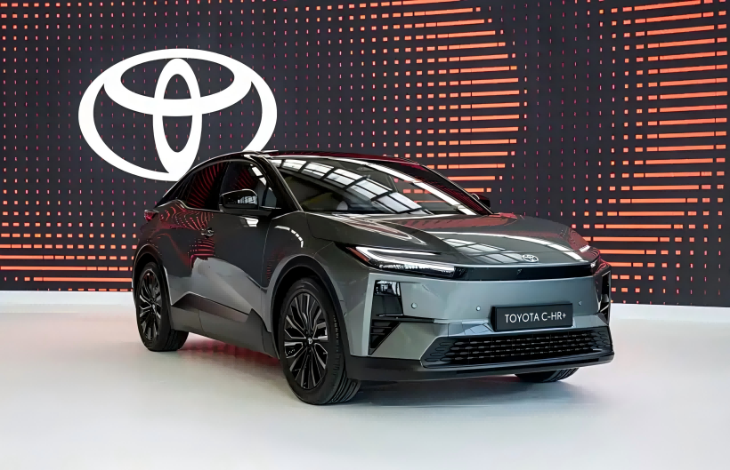 Oficiální obrázky Toyota C-HR+ EV: Dual-Motor AWD verze k dispozici s maximálním rozsahem 600 km