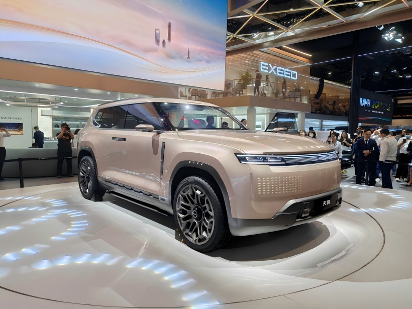 2025 Shanghai Auto Show: Koncept Starway Tianji představen, umístěný jako velký 6 - Seater Leisure SUV